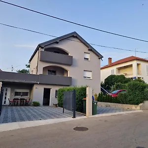 Dome Apartman Biograd Na Moru